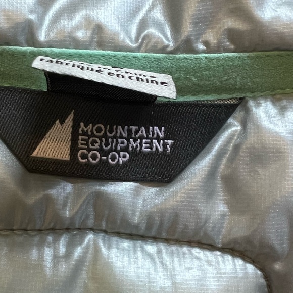 Silver puffy jacket - Picture 3 of 3